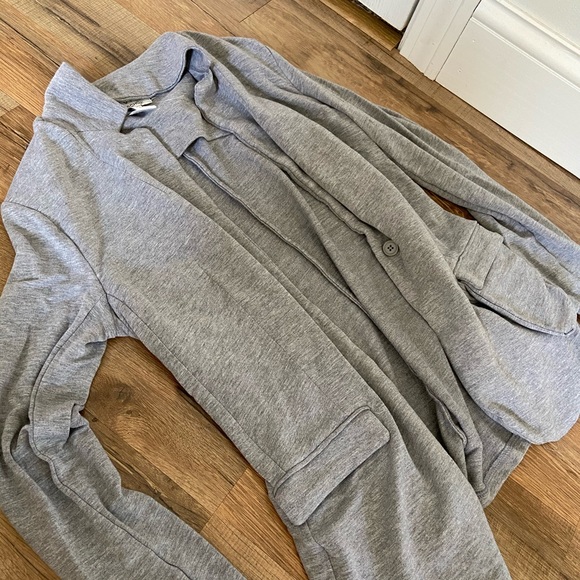 Magaschoni Jackets & Blazers - NEW!! Magaschoni Grey Jersey Blazer